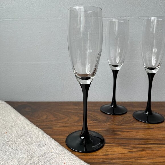 Luminarc Black Stem 3 Champagne Flute Wine Glasses 8.5" - Picture 5 of 12